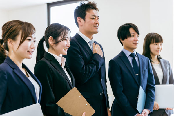 採用情報